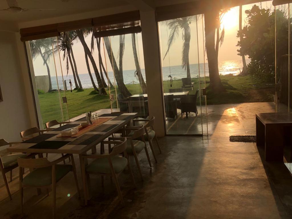 The Beach House Ambalangoda  Buitenkant foto
