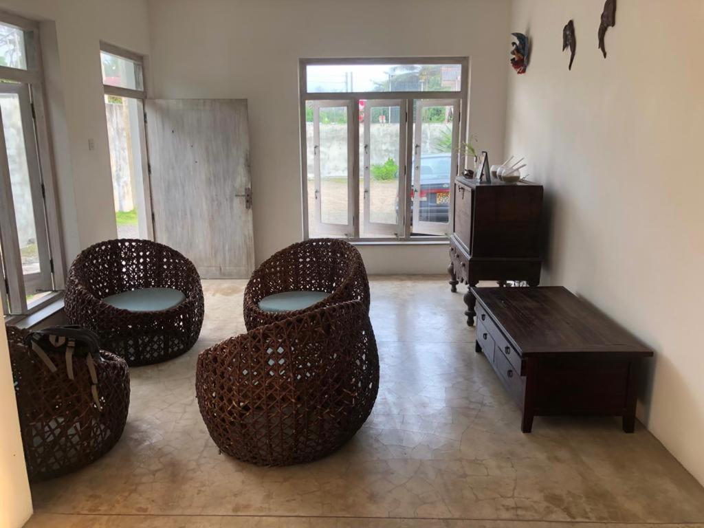 The Beach House Ambalangoda  Buitenkant foto